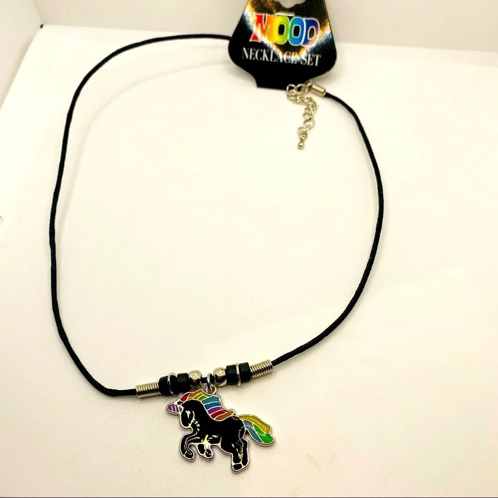 Necklace Unicorn Mood Changing. ADORABLE